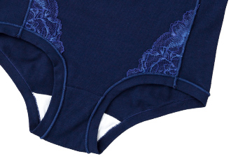 肌当たりの心地よい足口