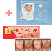 【旬ギフト】名入れ時計付きフォトフレームとゴディバ あまおう苺ラングドシャクッキーアソートメント8枚入