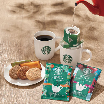 スターバックス 名入れドリップコーヒーセットAとガトーセレクション詰合せ B
